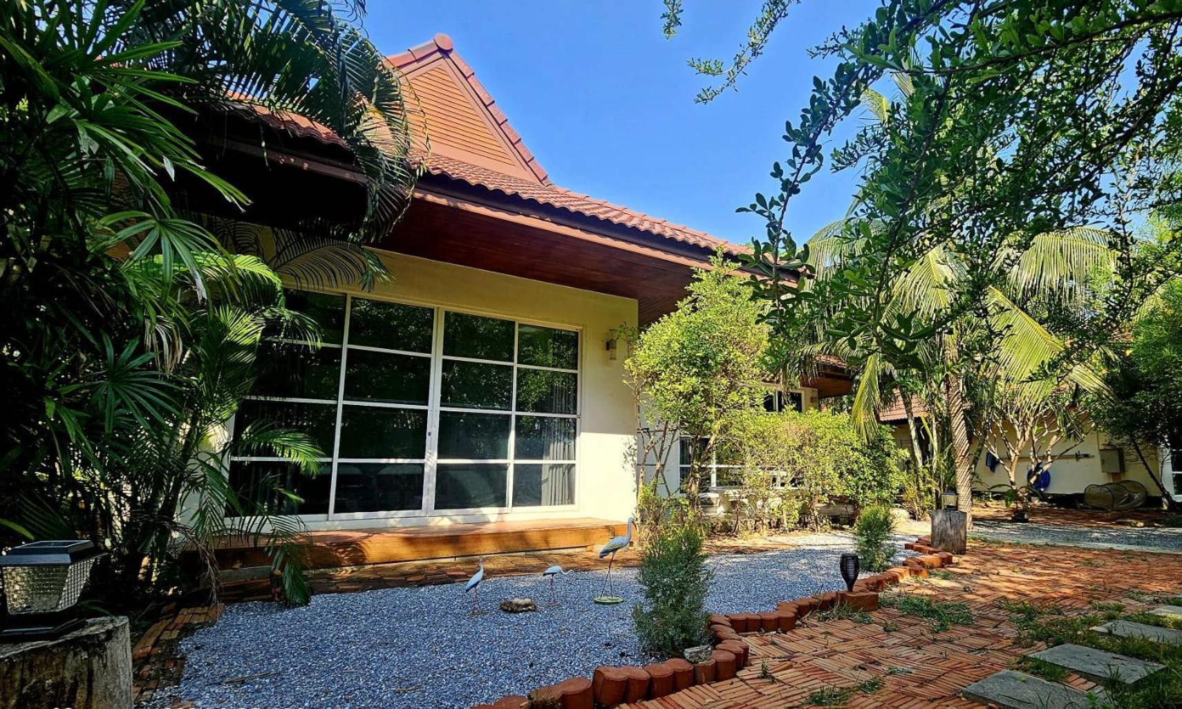 The Hillside Pranburi Resort Extérieur photo